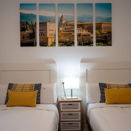 Reina Aixa- Apartamento Centro Granada Luaran gambar