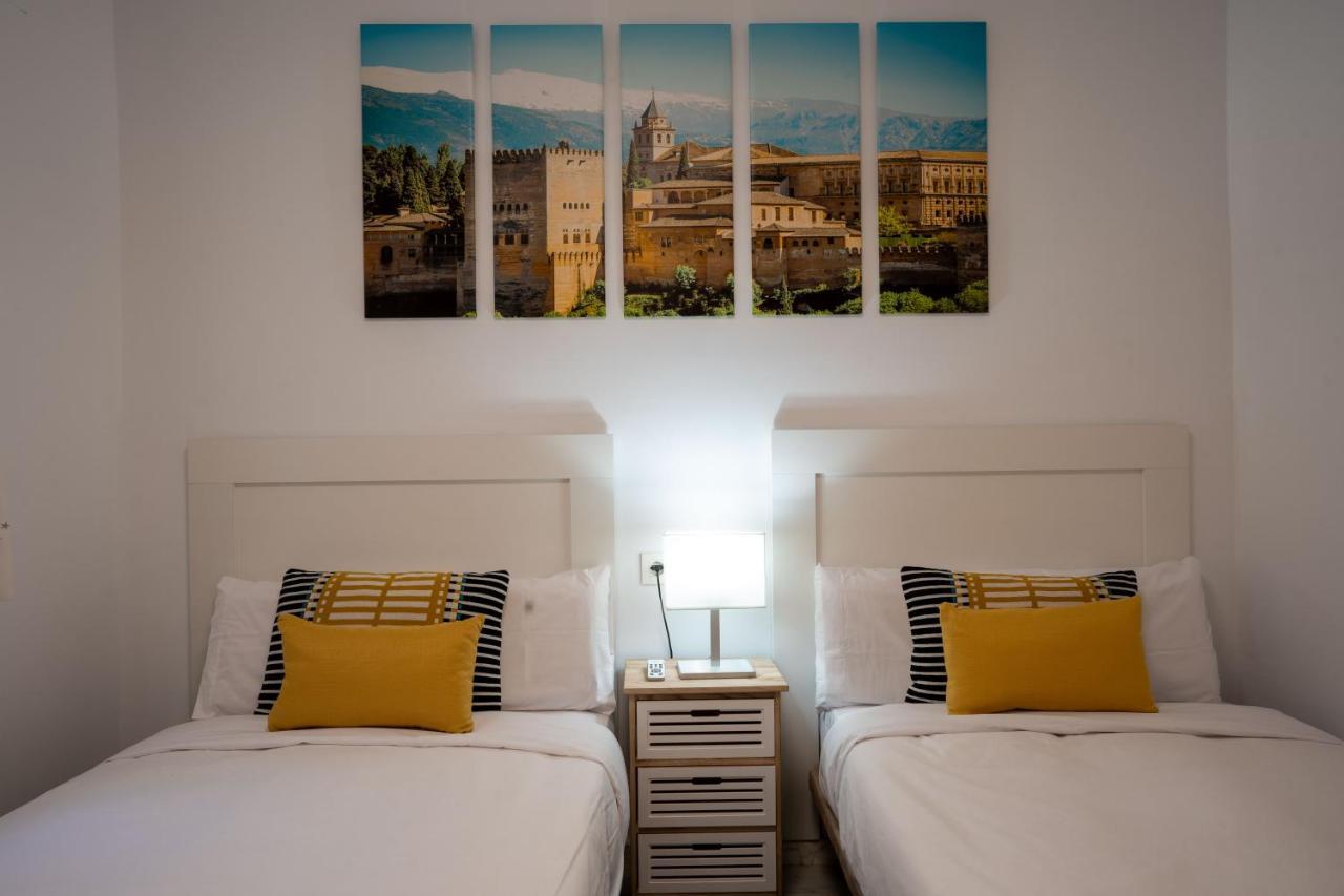 Reina Aixa- Apartamento Centro Granada Luaran gambar